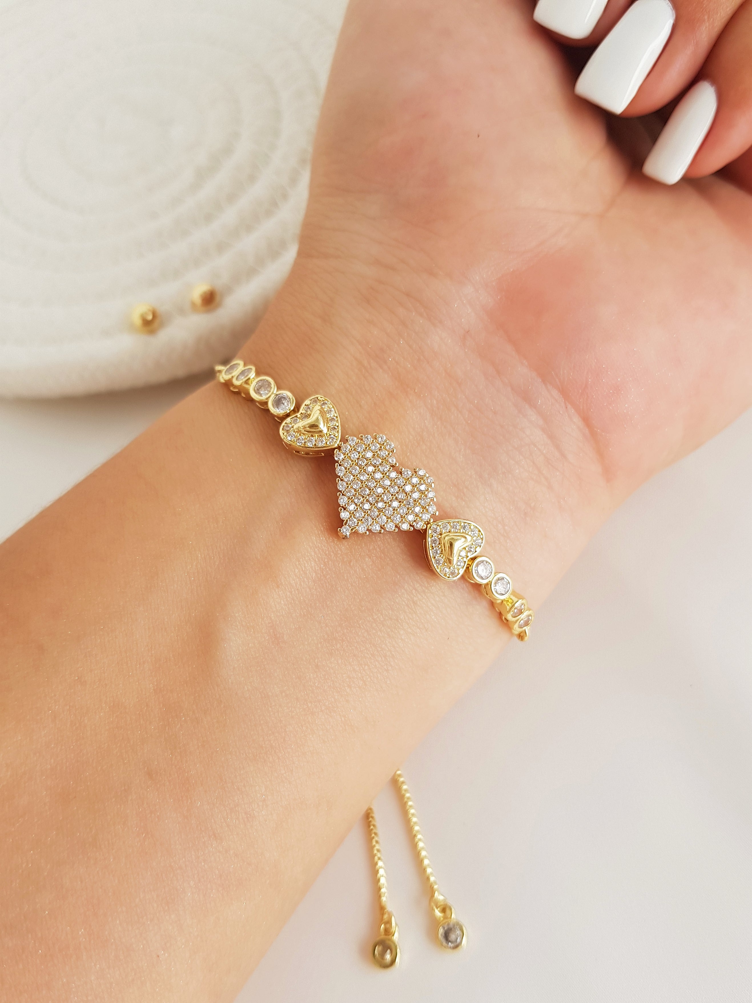 PULSERA CORA CORAZONES