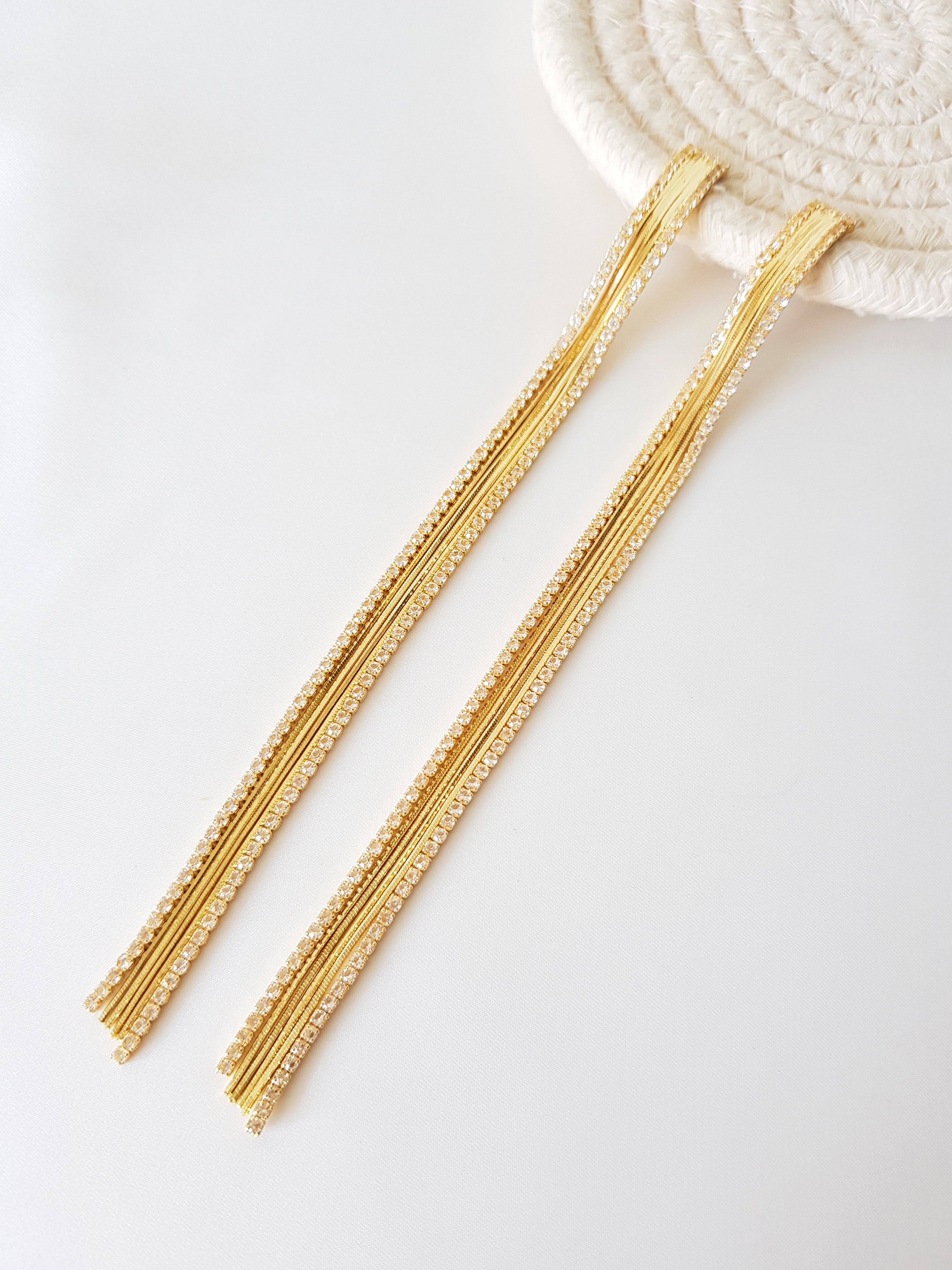 ARETES MULTI CADENITAS